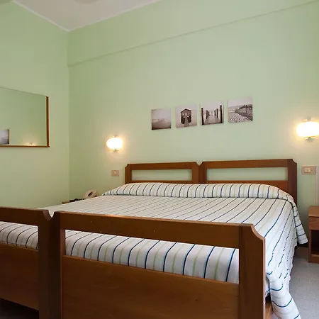 Hotel Villa Eugenia Hotel 3*