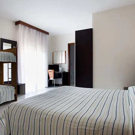 Hotel Villa Eugenia 3*