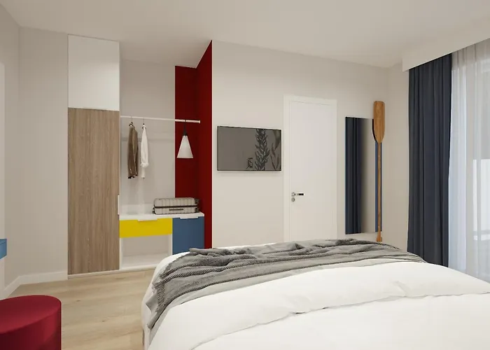 Hotel Eugenia 3*