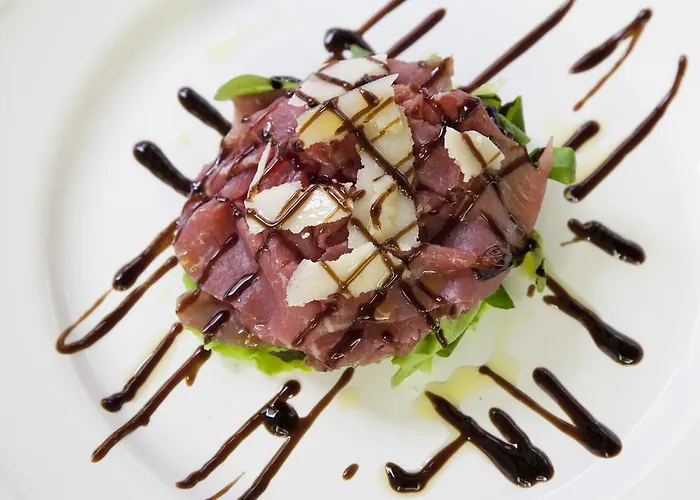 Eugenia Отель 3*