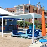 Eugenia 3*