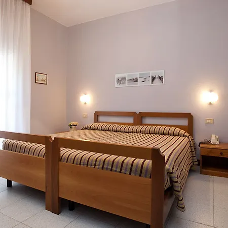 Eugenia 3* Τζεσόλο Λίντο