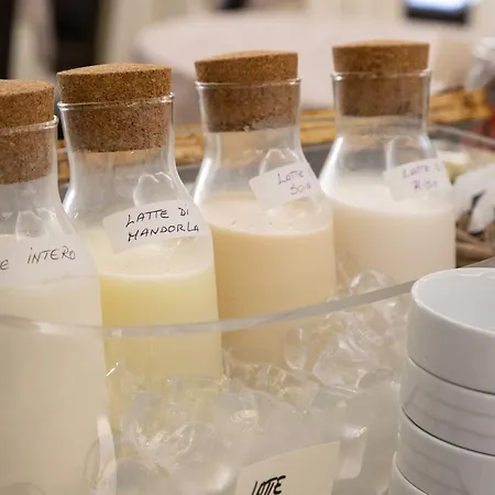 Отель Eugenia Лидо-ди-Езоло